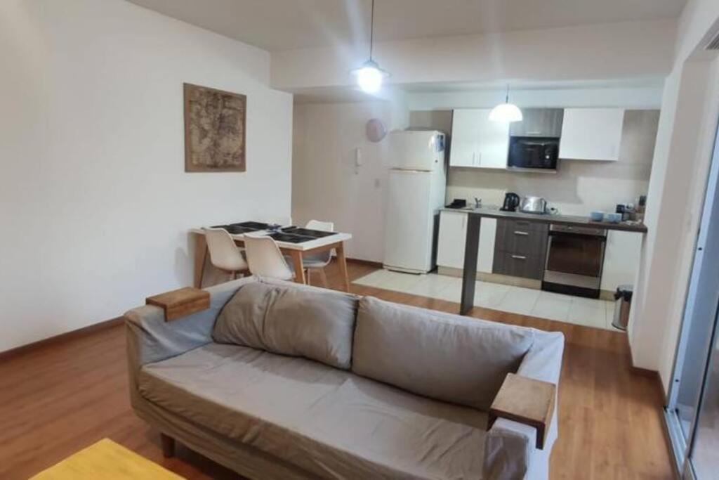 Lujoso Departamento Con Pileta En Villa Crespo- Camargo - Buenos Aires — Photos 3